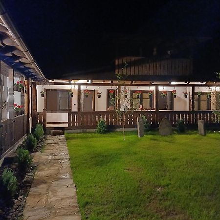 Casuta Din Valea Regilor Vila Gradistea de Munte Exterior foto