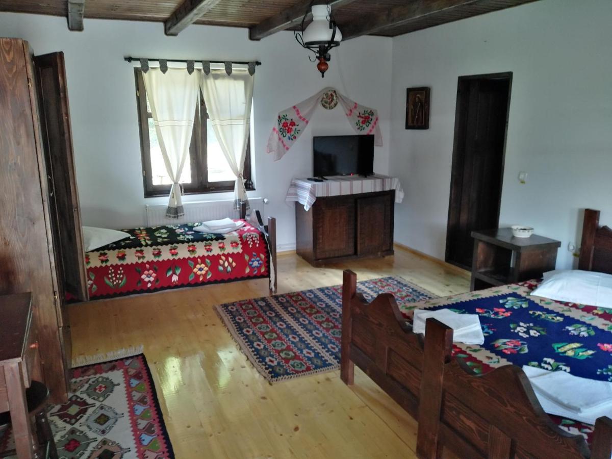 Casuta Din Valea Regilor Vila Gradistea de Munte Exterior foto