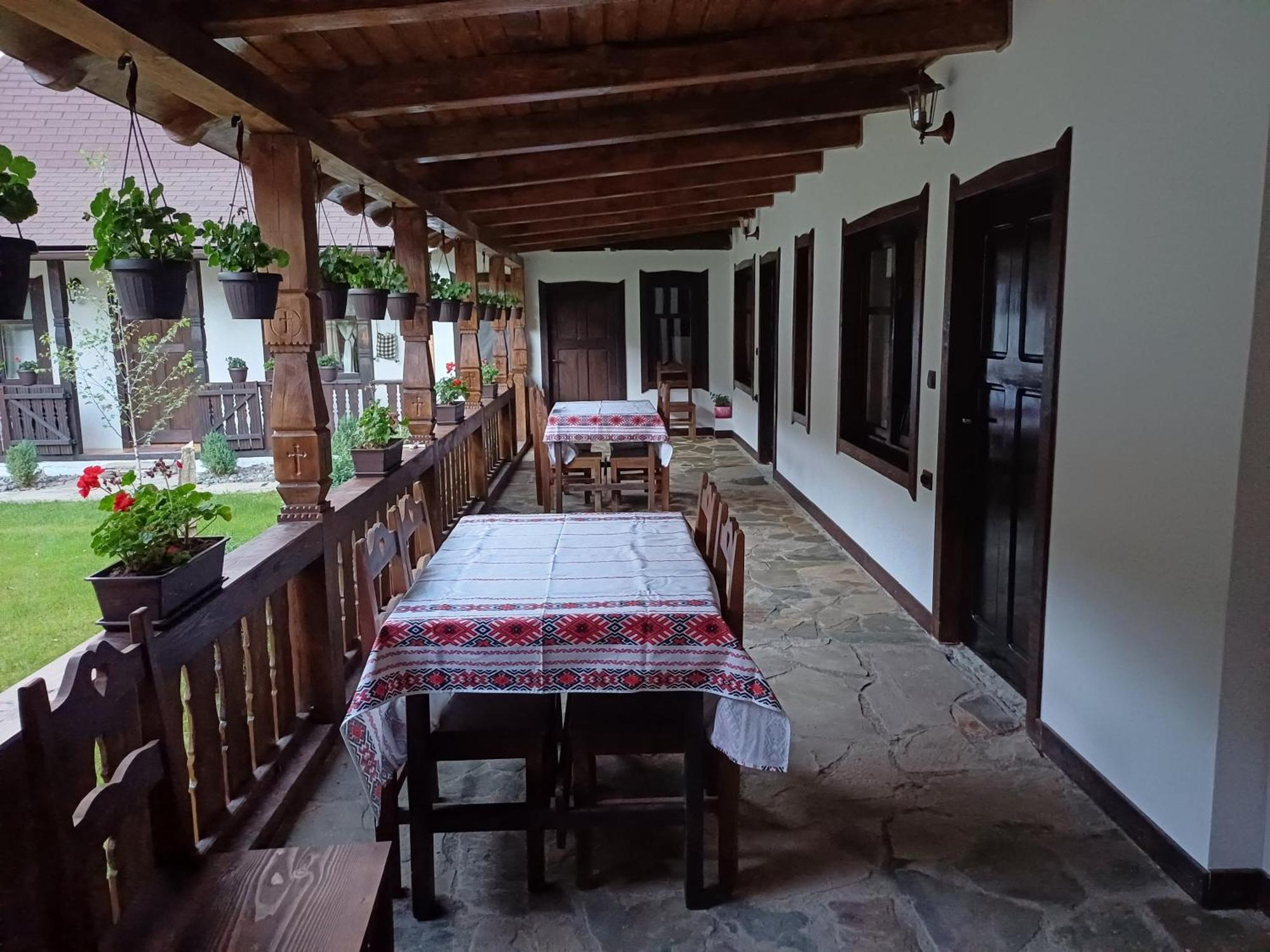 Casuta Din Valea Regilor Vila Gradistea de Munte Exterior foto